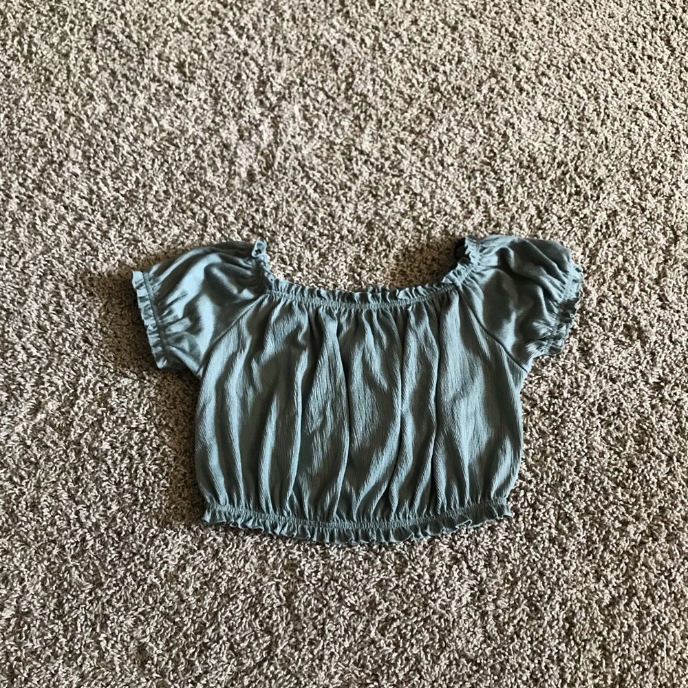 H&M off the shoulder cinched crop top